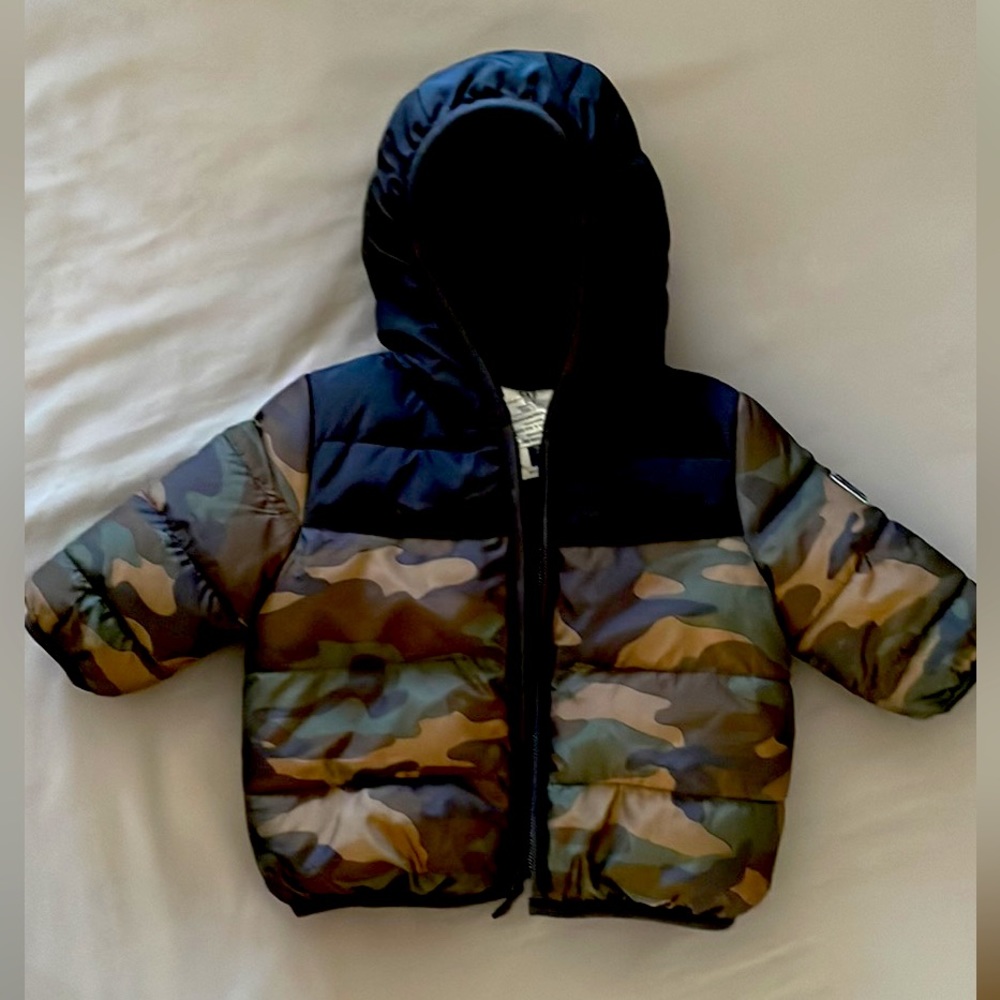 Gap baby puffer